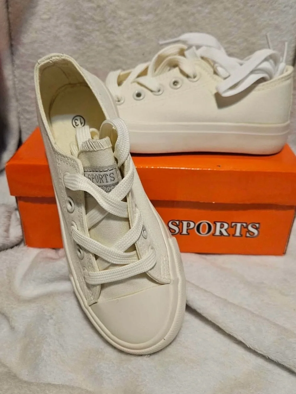 Kids Cream Canvas Low-Top Sneakers - Label